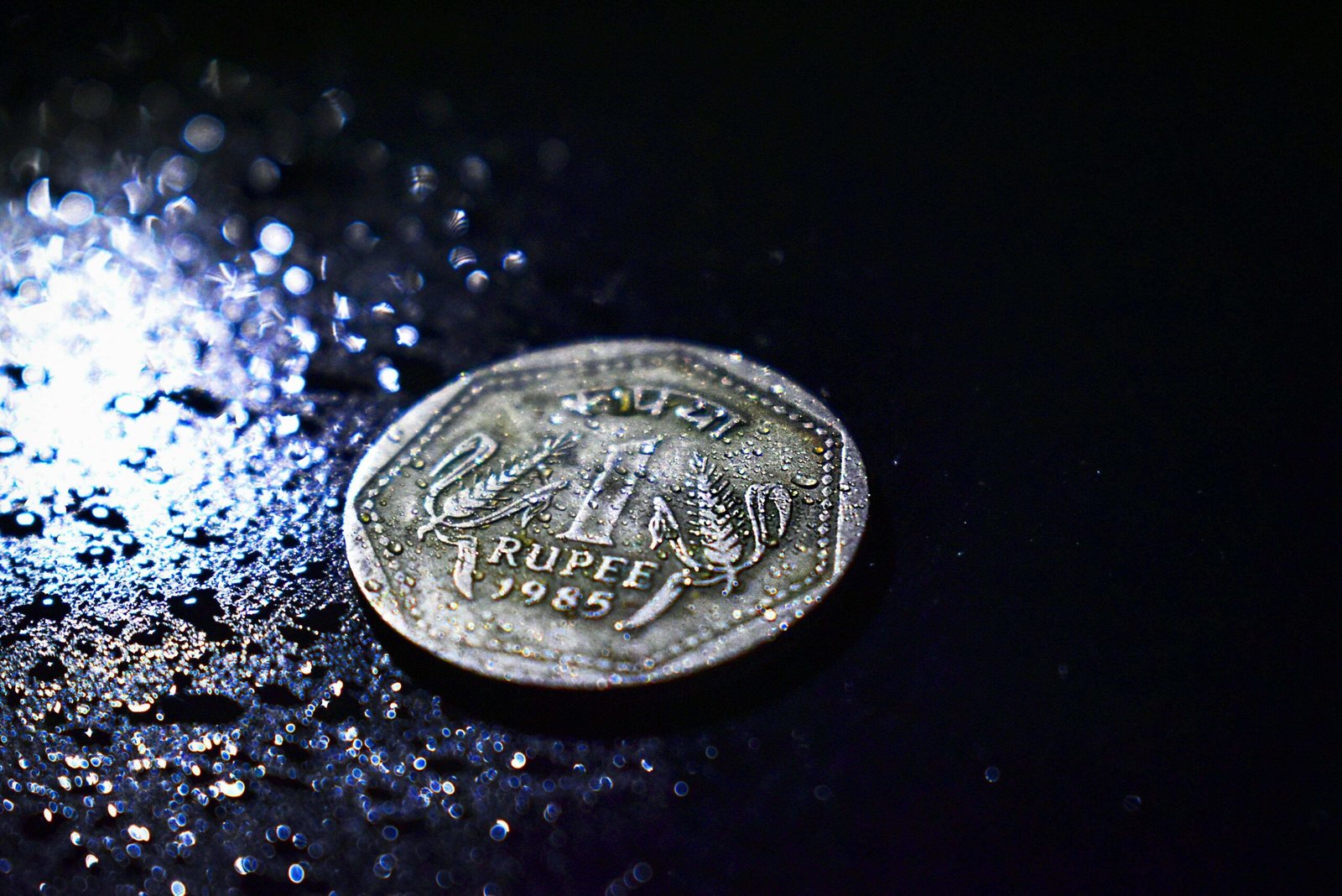 Currency Market News: Rupee gains 1 paisa to 85.53 vs dollar