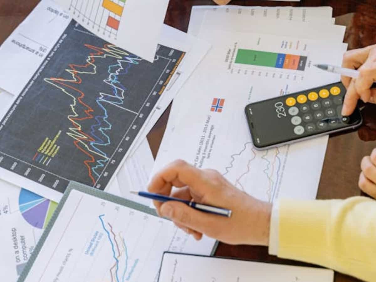 Final Trade: Indices settle lower amid weak global cues; Nifty closes at 24,751