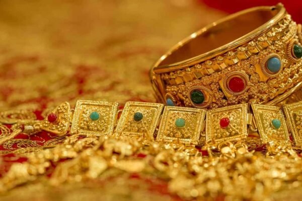 Finance Ministry urges RBI to exclude small borrowers from new gold loan norms