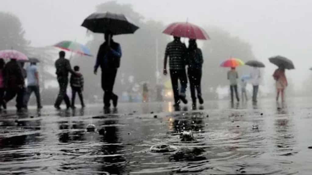 IMD issues thunderstorm, hailstorm alert across 10 states; lightning risk looms large
