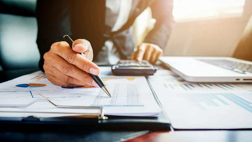 ITR Filing 2024-25: Which income tax return form should salaried employees choose- ITR-1 or ITR-2?