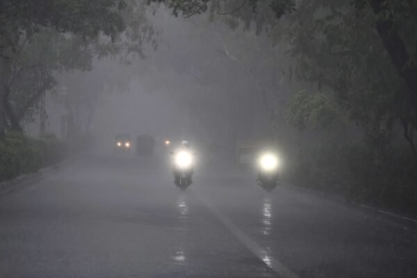 Kerala Weather Update: Southwest monsoon likely to hit by May 27, says IMD Kerala Weather Update: Southwest monsoon likely to hit by May 27, says IMD