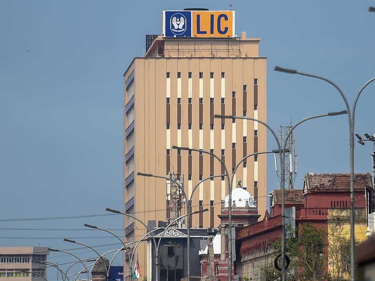 LIC bags Guinness World Records for selling most life insurance policies in 24 hours