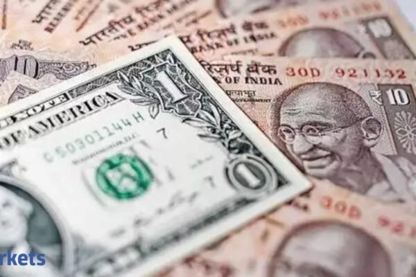 Rupee ends higher, aided by stronger yuan and slumping oil prices
