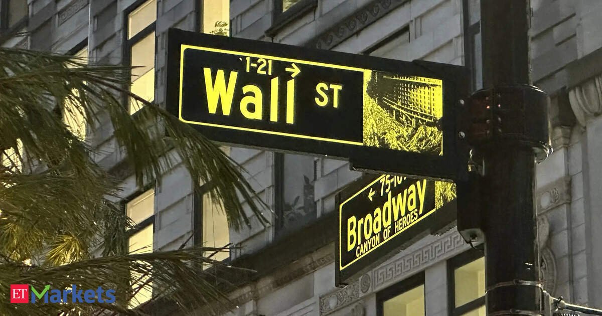 S&P 500 ends near flat but posts biggest monthly percentage gain since November 2023