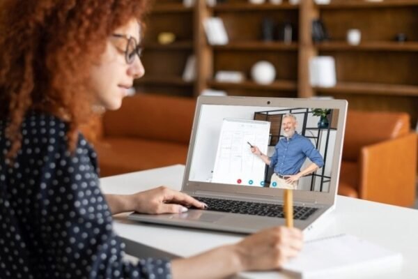 What Is Instructor-Led Training And Its Benefits For Training Providers And Learners