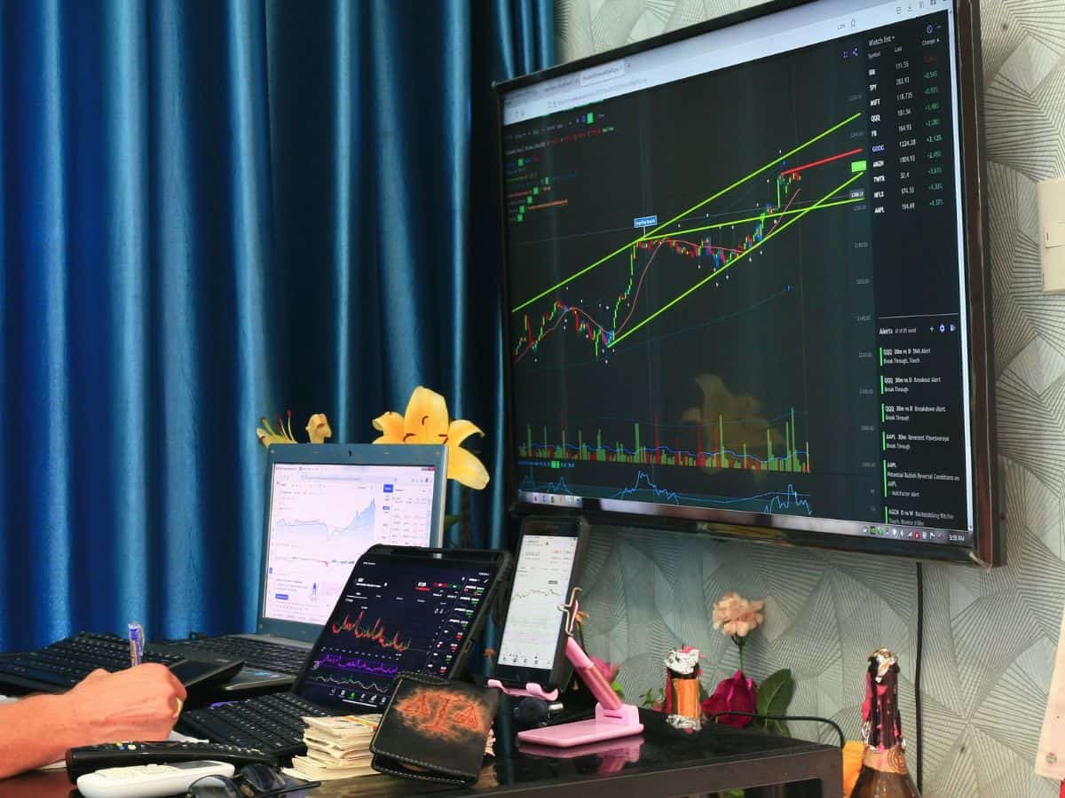 5 Stocks to buy for long term: Analysts recommend largecap, midcap scrips; Inox Wind, L&T on the list