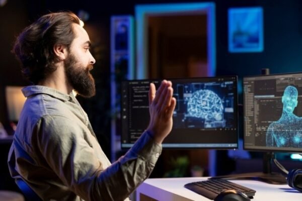 8 Ways To Leverage AI For Enhancing Course Creator Productivity