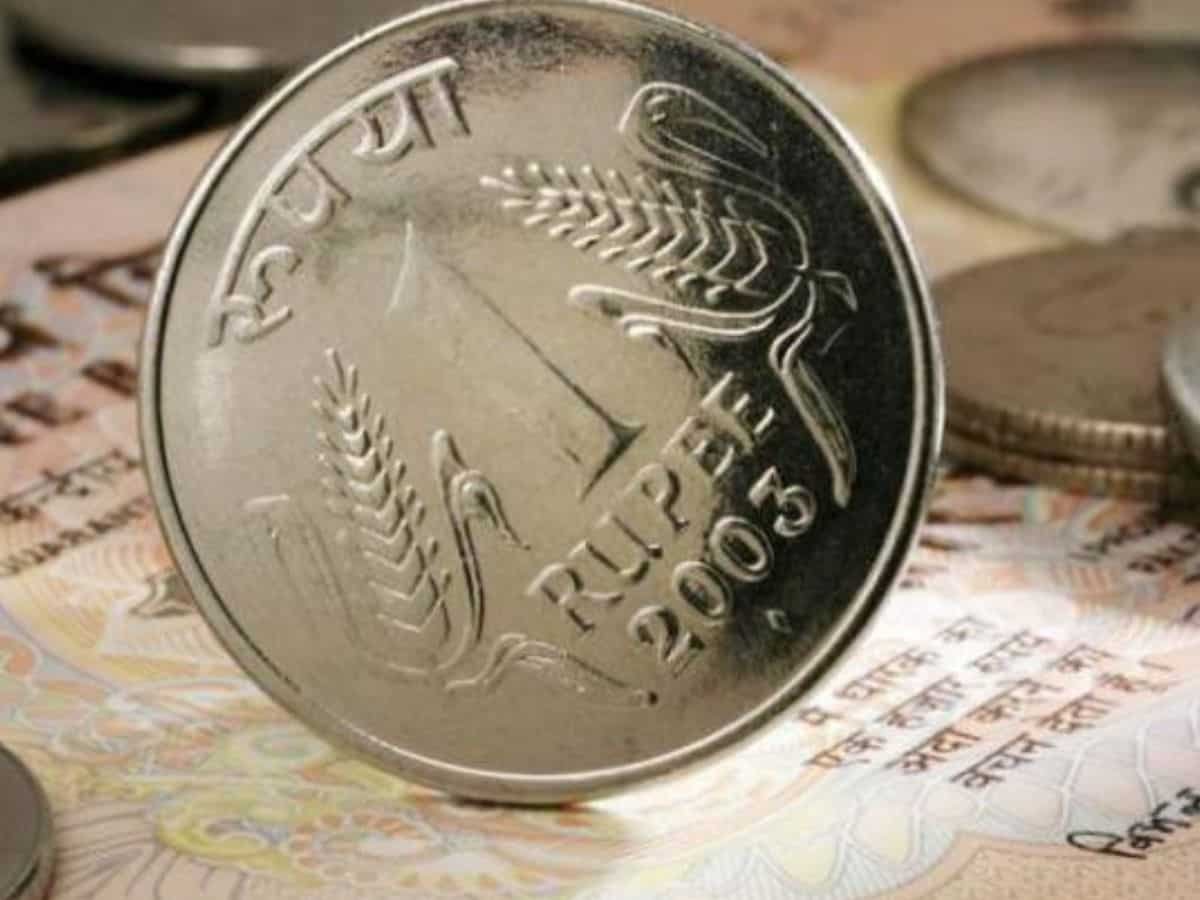 Advance income tax collections up 4% in FY26 so far, net direct tax kitty down 1.5%: Key takeaways