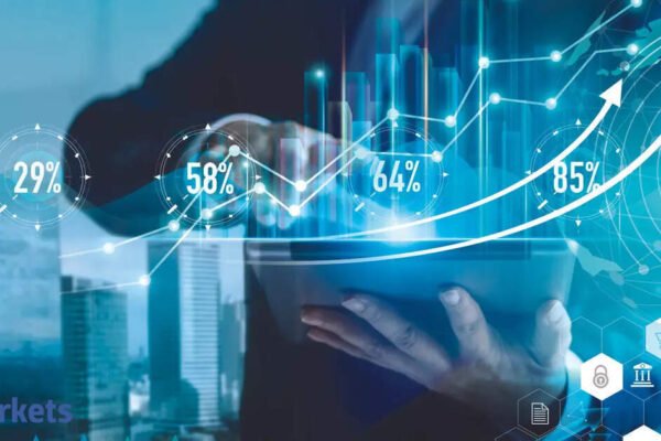 FIIs remain net buyers in May, infuse Rs 18,082 crore into Indian equities