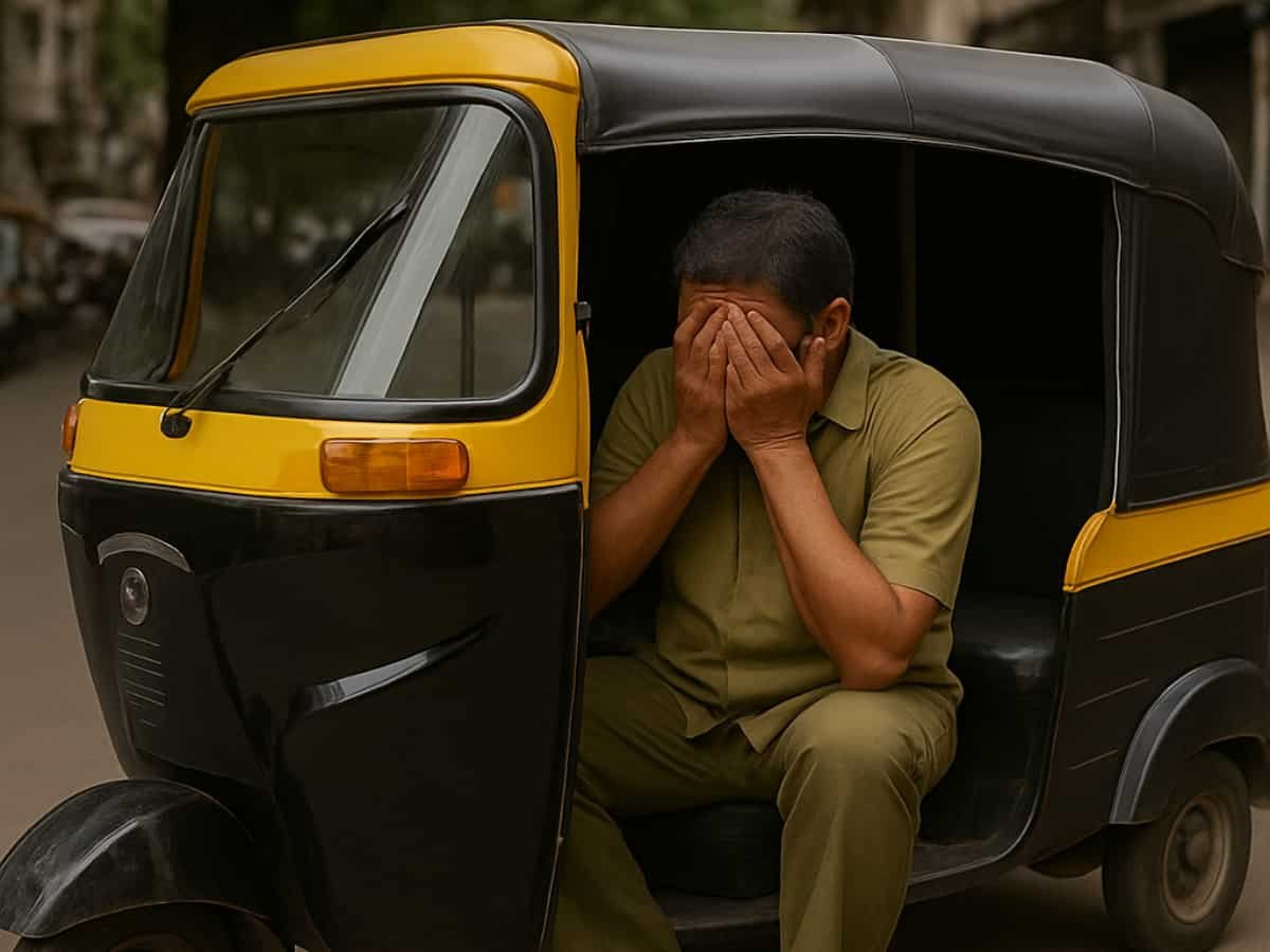 From Viral Fame to Police Warning: How this Mumbai auto driver went from earning lakhs to back on the road
