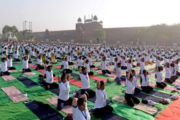 Indian Army Marks International Yoga Day with mass celebrations across borders and terrains