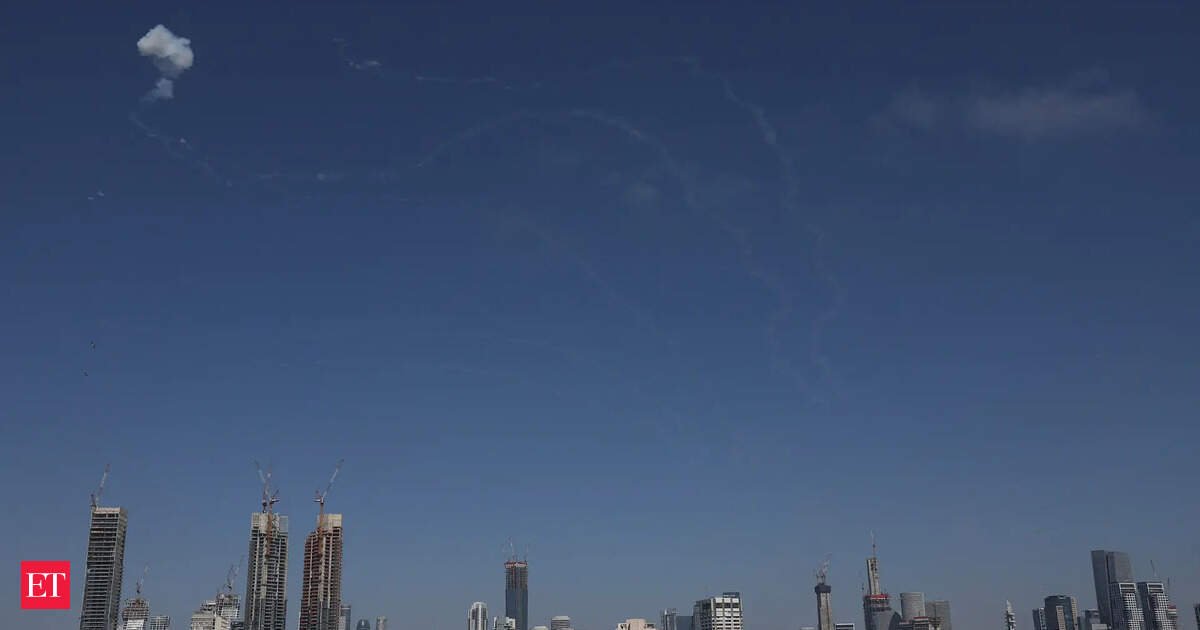 US begins repatriation flights from Israel
