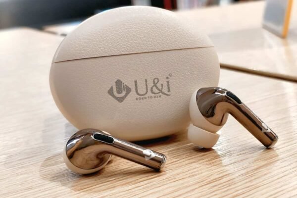 U&i TWS-7227 Review: Stylish, lightweight & surprisingly good for the price, but…