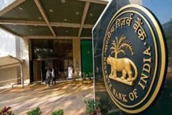 Economic activity firm over good kharif prospects, strong services sector, modest industrial activity: RBI