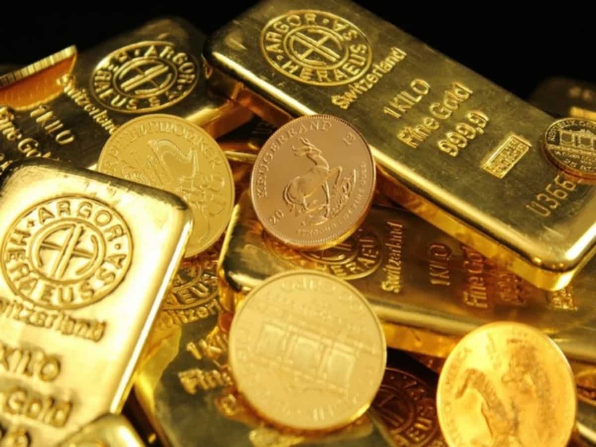 Gold and Silver Rates Today: Gold falls to Rs 97,900, silver declines to Rs 1,11,333 – Check city-wise prices