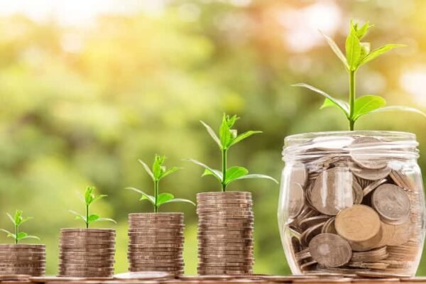 How much you can invest to get Rs 2 crore by 40 years of age and Rs 20 crore by 60