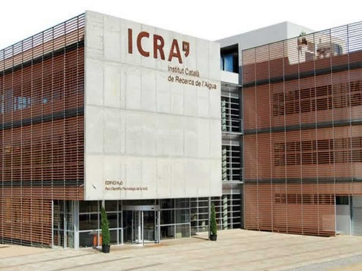 ICRA projects Rs 30 billion net loss for Indian aviation sector in FY26 amid cost pressures