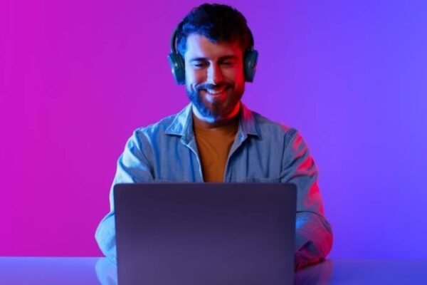 Powerful Ways Gamification Enhances eLearning: 6 Examples