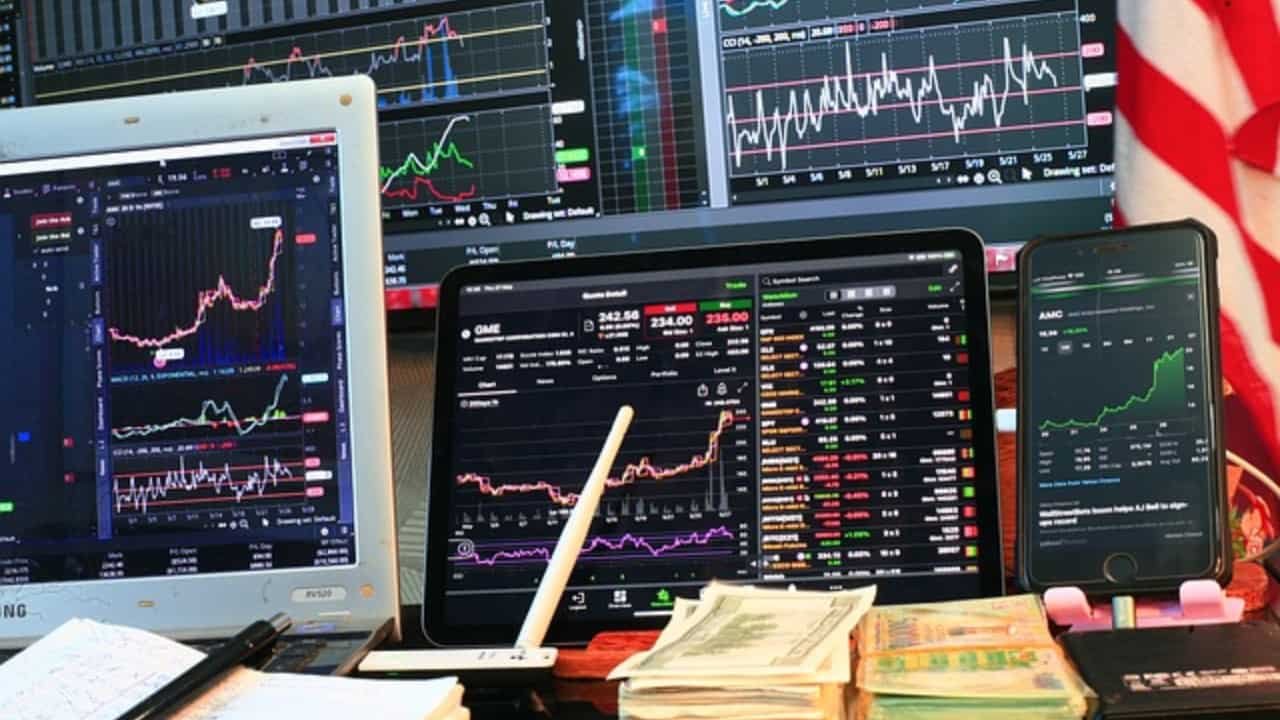 Q1FY26 earnings, US tariff risks, FPI pullout: What lies ahead for Indian stock markets in H2 2025?