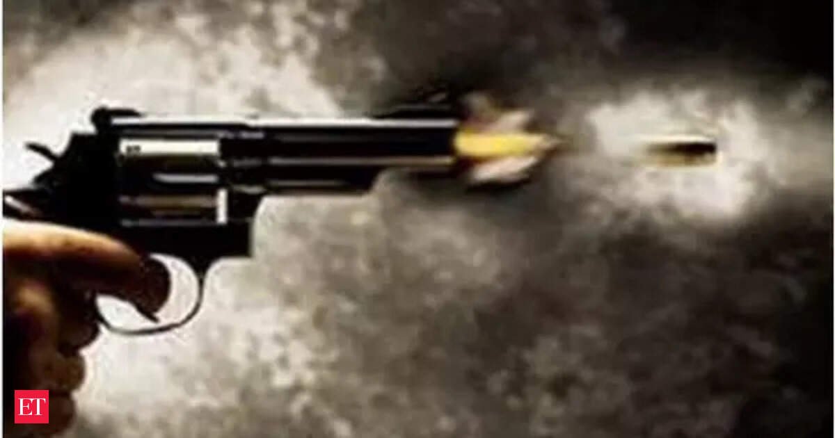 Suspect dead, multiple people injured in series of Kentucky shootings, officials say