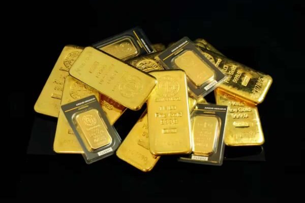 Top 7 Gold ETFs With Highest Returns in 1 Year: Rs 5 lakh investment in No. 1 exchange-traded fund has ballooned to Rs 6,62,200