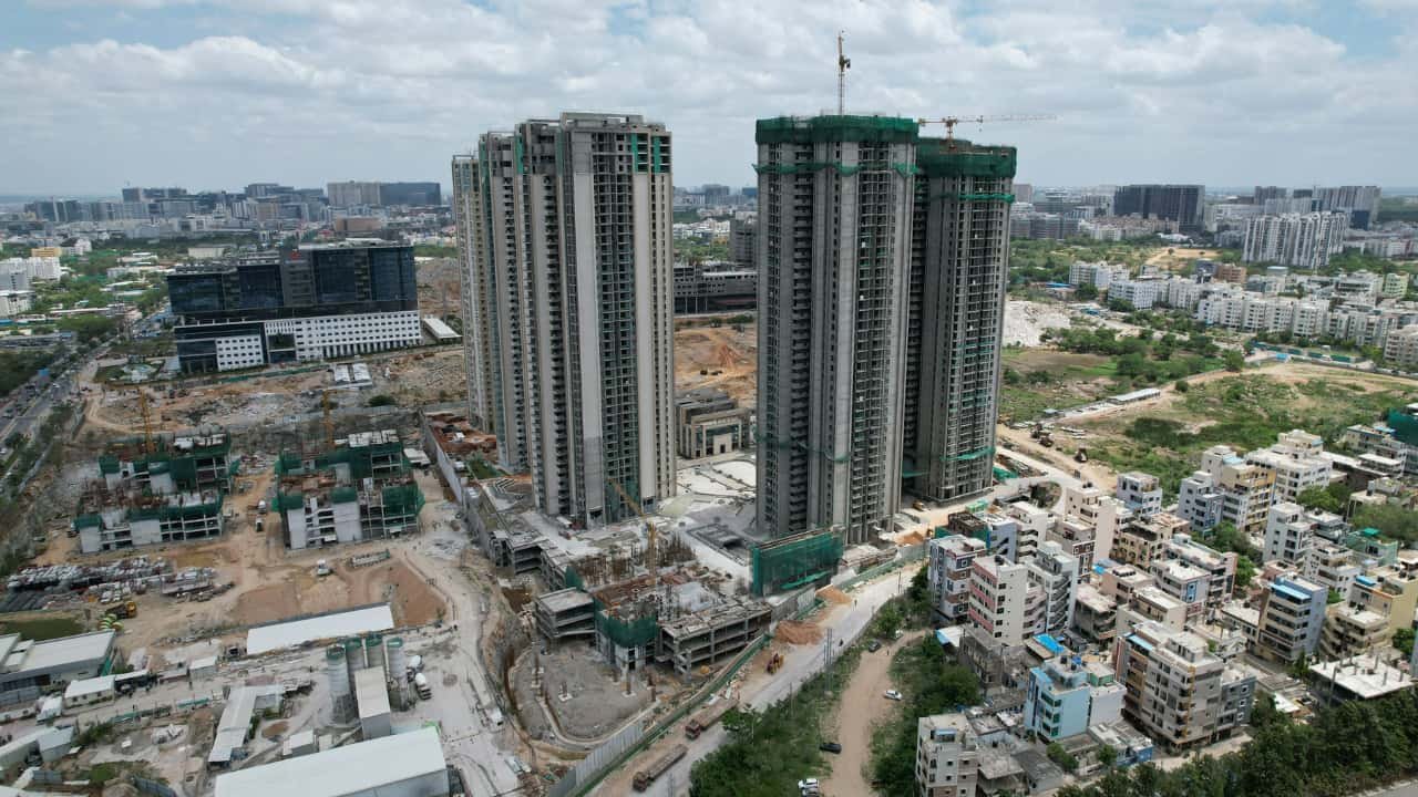 DLF Q1 Results: Consolidated PAT rises 18% YoY to Rs 763 crore, revenue doubles