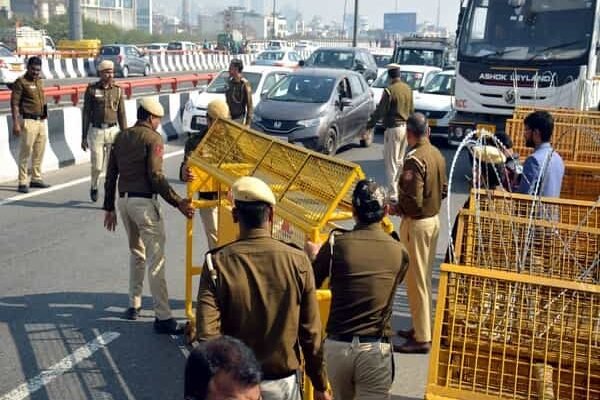 Delhi Traffic Police issues advisory for commuters ahead of inauguration of highway projects by PM Modi in Rohini today