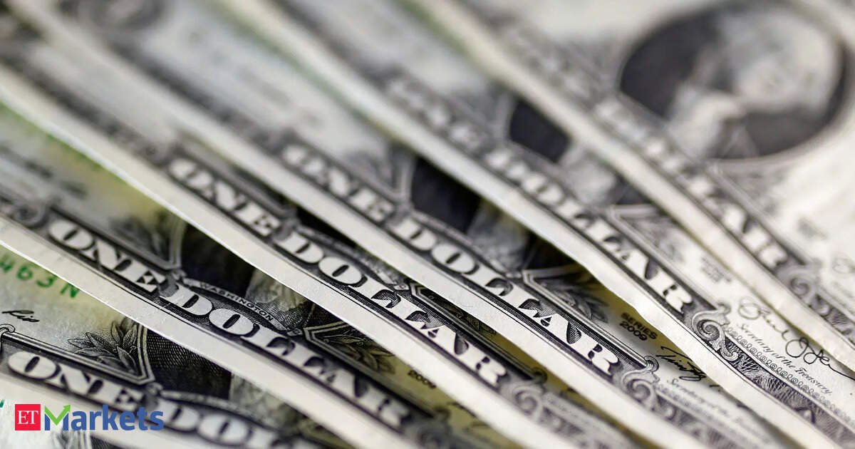 Dollar grinds higher with Fed in focus in run-up to Jackson Hole