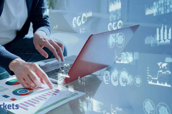 FPIs dump Indian equities worth Rs 21,000 cr in first half of Aug