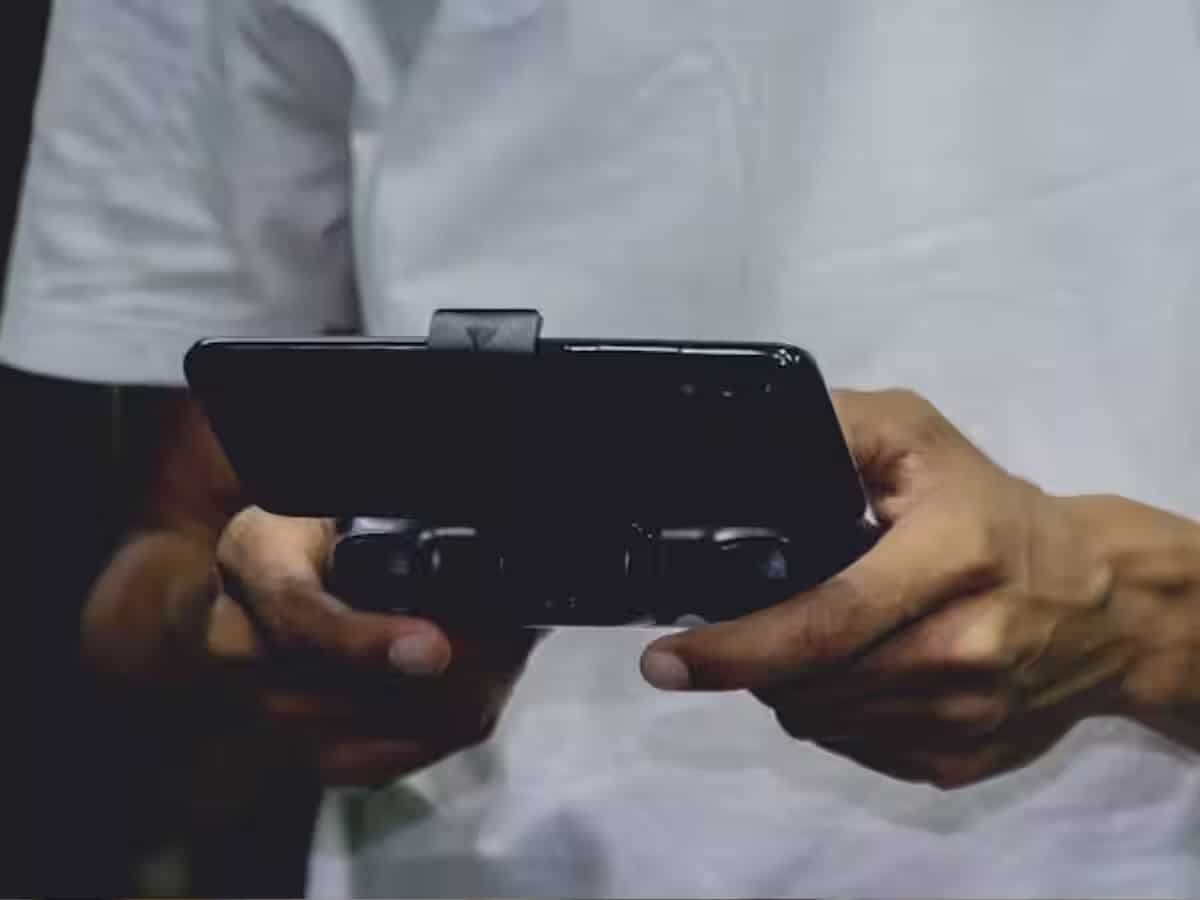 Online Gaming Law: Dream11 reportedly in talks to end cricket sponsorship