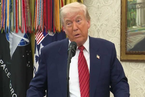Trump warns medicine import tariffs could soar to 250% amid push for US drug manufacturing