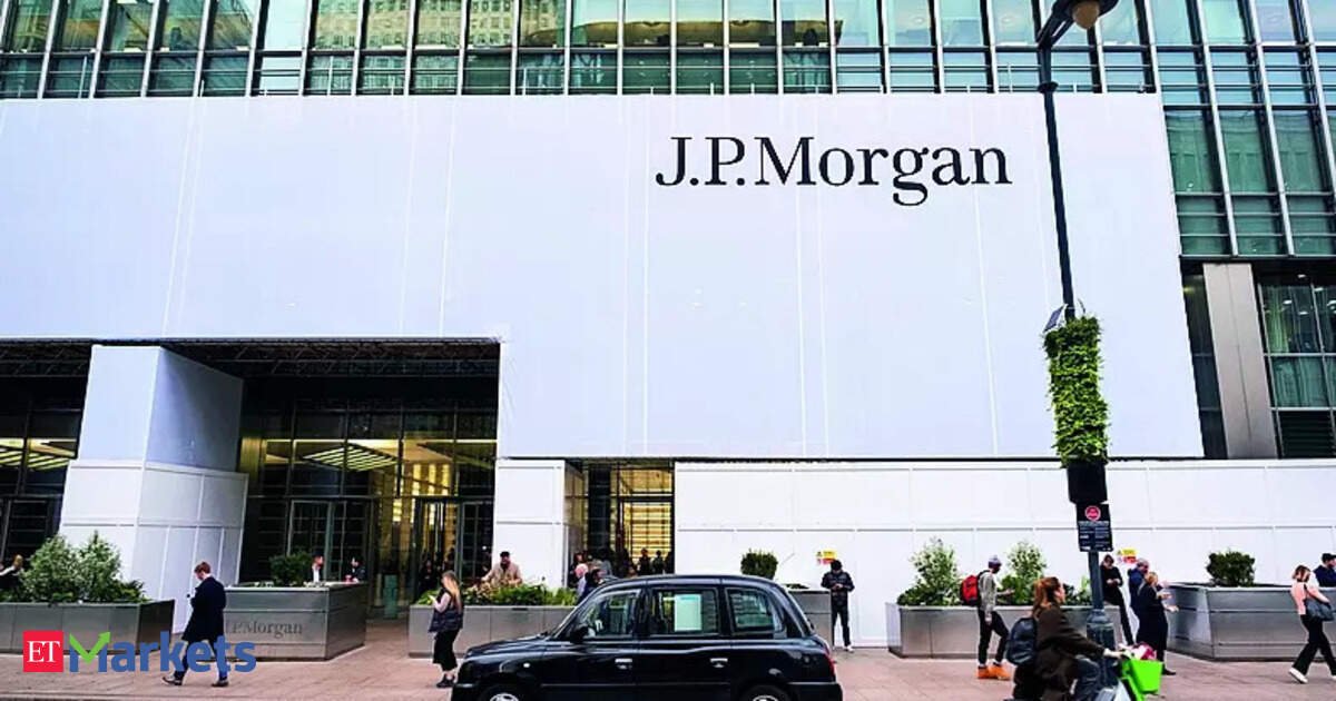 Wall Street banks lose ground in Europe as tariffs spook clients
