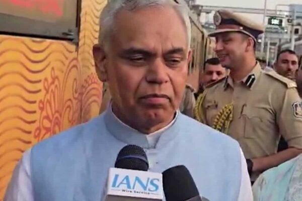 Acharya Devvrat to take oath as Maharashtra Governor on Monday