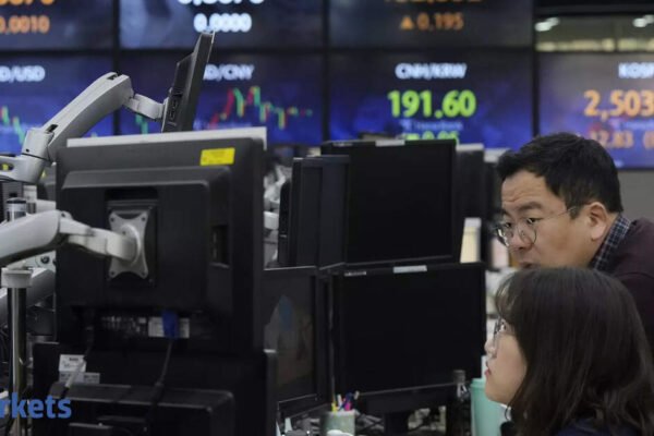 Asian shares rise as Japan rallies, dollar gains