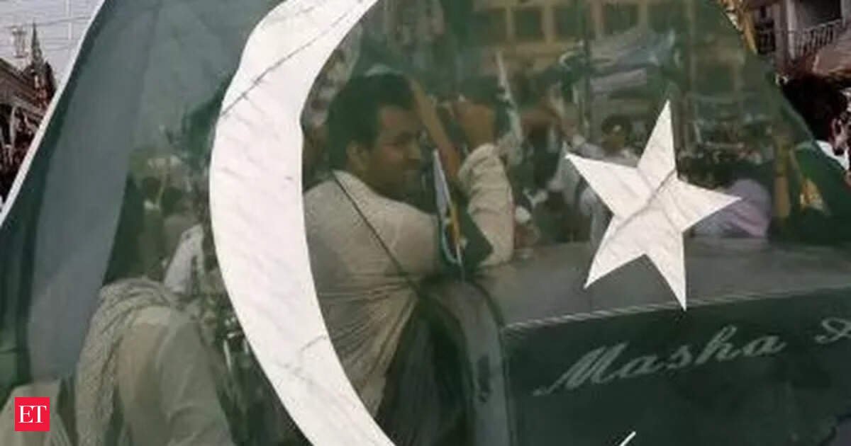 At least 25 killed in Pakistan attacks, including 14 at political rally