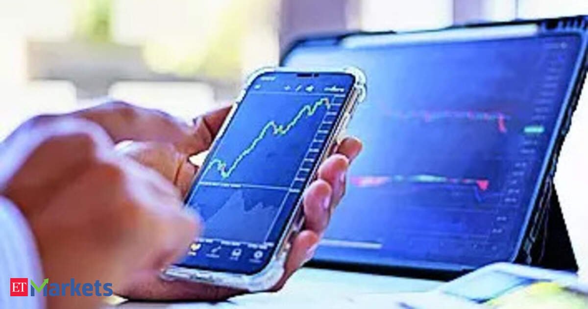 Valuations remain elevated, retail investors urged to stay disciplined