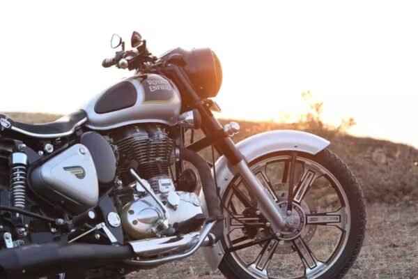 Will Rs 12,260-19,222 Hunter, Classic 350 GST 2.0 discounts be available online?