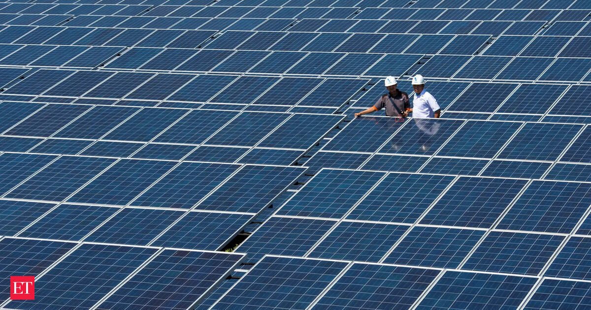 Commerce ministry recommends anti-dumping duty on solar cells from China for 3 yrs