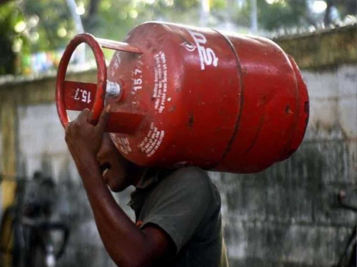 From today, commercial LPG becomes more expensive, so does ATF; catch new prices in four metros
