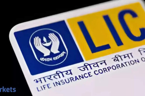 Government may pare LIC stake by year-end to boost public float