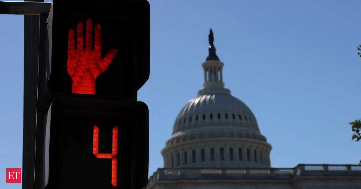 Layoffs will start if shutdown talks ‘going nowhere’, says White House