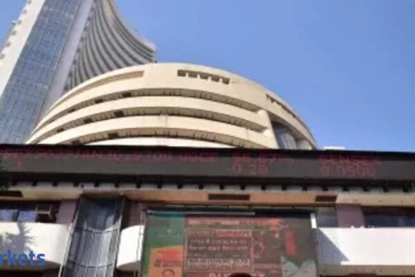 Market Wrap: Sensex jumps 411 pts, Nifty tops 25,800 as Reliance, HDFC Bank rally post-earnings