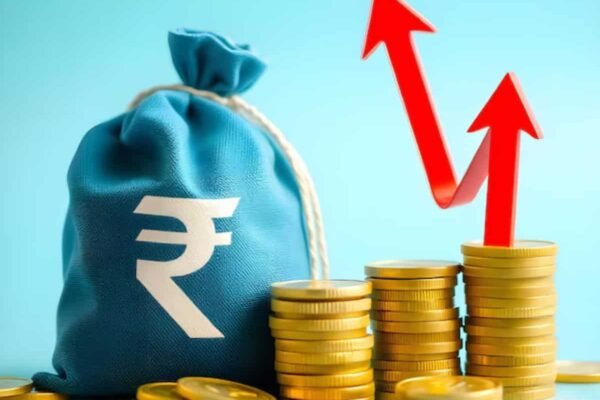 Mutual Funds to break all records? Rs 4 Lakh crore already invested in equity—how far is Rs 5 lakh crore?