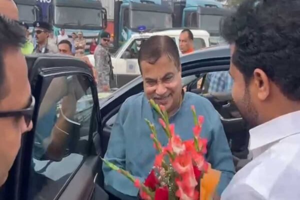 Nitin Gadkari’s Master Plan: India’s 1st EV truck battery swapping station is just the beginning