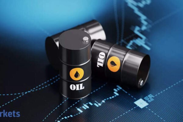 Oil slips on skepticism about US commitment to Russian oil sanctions