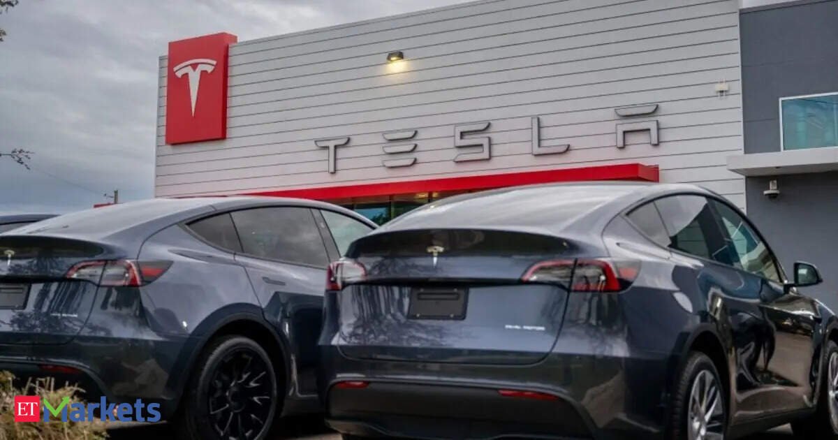 Tesla shares fall 4% as margin pressures mount despite record sales
