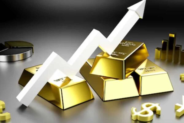 US-China Tariff Tensions: Will gold and silver rally continue? What should investors do? Expert Take