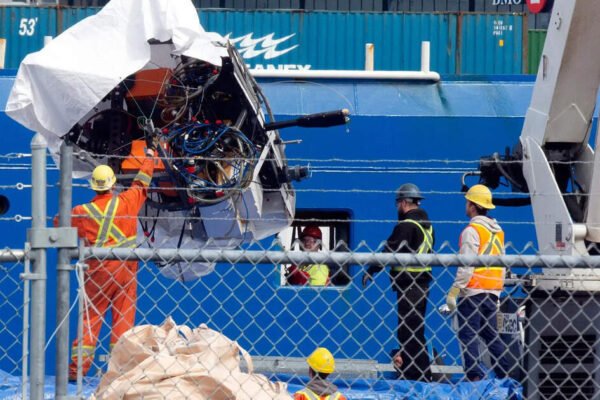 US agency blames faulty engineering for Titan submersible disaster