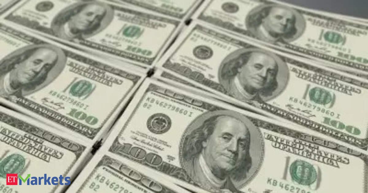 US dollar makes modest weekly gain after soft inflation data